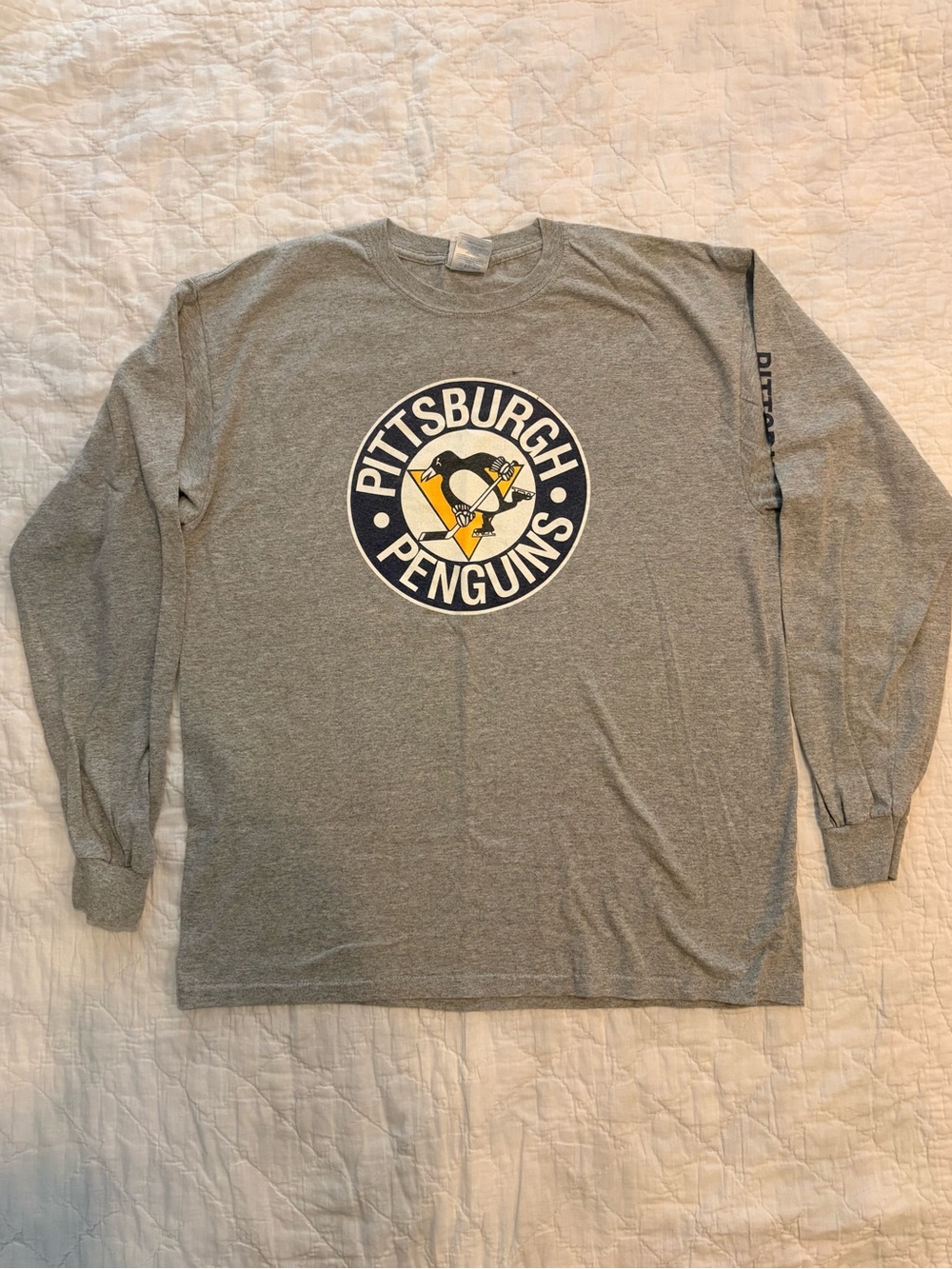 NHL Heather Gray Crewneck Logo Sweatshirt